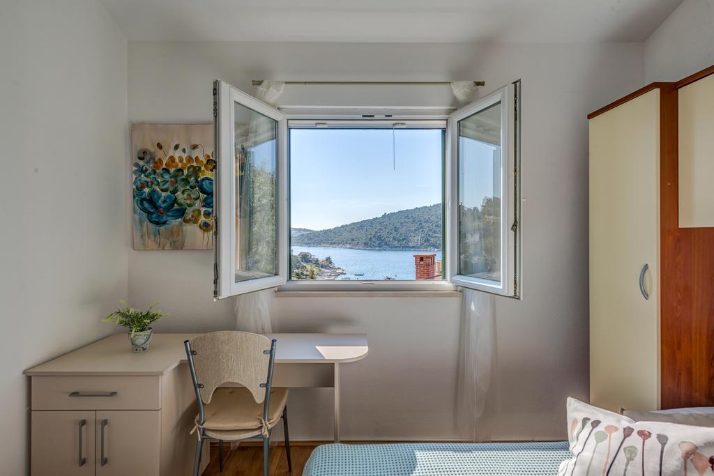 Holiday Home Mirna Vala Sevid Eksteriør billede